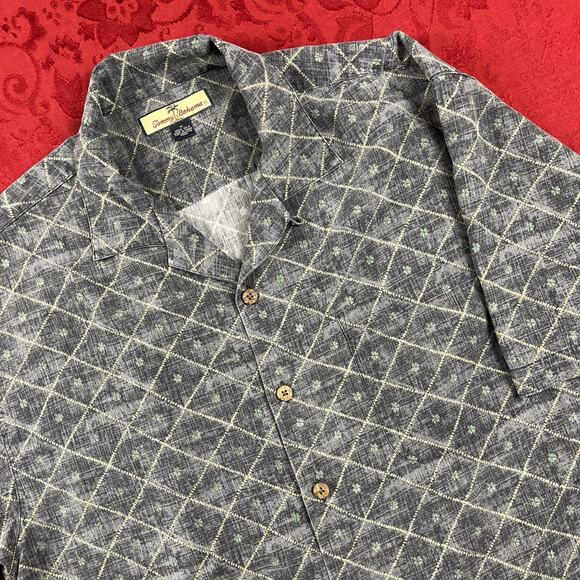 Tommy Bahama Shirt Mens M Gray Silk Geometric Beach Button Up Short Sleeve - Picture 1 of 8